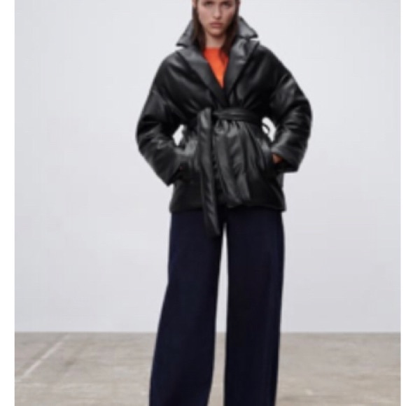 Faux leather belted puffy jacket - Picture 5 of 7